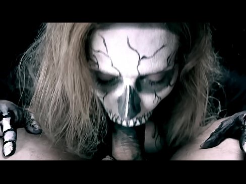 ❤️ Dab ntxwg nyoog nqus qaib nrog nws lub qhov ncauj dub thiab nqos cum. ️❌  Porn video  ntawm hmn.sexera.ru%  Ib ❤