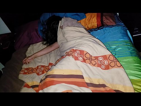 ❤️ Tus niam txiv cem nws niam yau thaum nws tsaug zog. ️❌  Porn video  ntawm hmn.sexera.ru%  Ib ❤